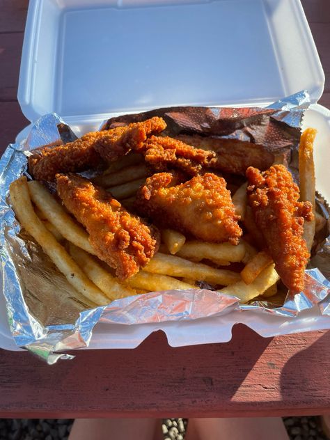 #fries #chicken #tenders #food #recipes Chicken Tenders And Fries, Tenders And Fries, Fries Chicken, Chicken Tender, True Food, Tasty Food, Chicken Tenders, I Love Food, Savoury Food