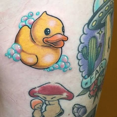 Ducky Tattoo, Rubber Duck Tattoo, Rubber Duck Drawing, Duck Tattoos, Duck Drawing, Petit Tattoo, Tattoo Minimal, Ancient Tattoo, Duck Pins