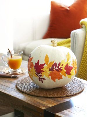 Paper leaves encircling a white pumpkin make a graphic statement. Get the how-tos!  #autumn #fall Mod Podge Halloween Crafts, Fall Pumpkin Painting Ideas, Paper Foliage, Family Togetherness, Photobooth Ideas, Easy Thanksgiving Crafts, No Carve Pumpkin Decorating, Pumpkin Uses, Fall Art Projects