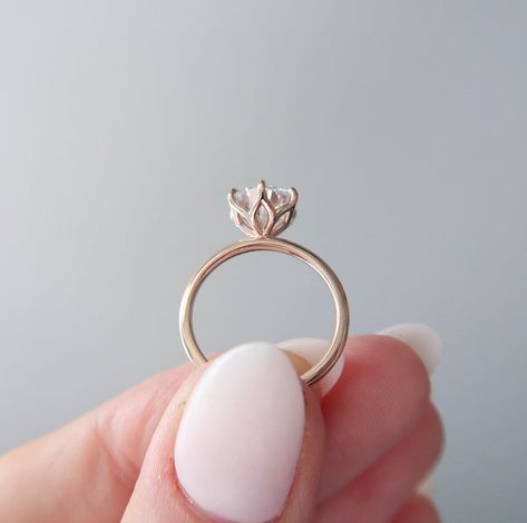 Petal Ring, Partner Rings, Prong Engagement Rings, Cute Engagement Rings, Lab Diamond Engagement Ring, Dream Engagement, Dream Engagement Rings, Engagement Rings Round, Put A Ring On It