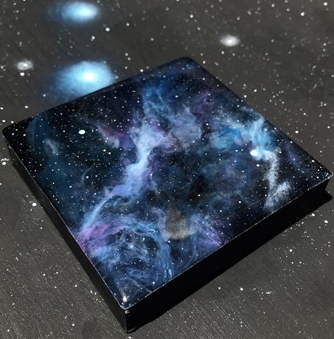 Resin cosmic galaxy art by @Lanchendesigns Night Sky Resin Art, Resin Space Art, Space Resin Art, Galaxy Resin Art, Galaxy Epoxy, Resin Galaxy, Galaxy Painting Acrylic, Epoxy Painting, Cosmic Galaxy