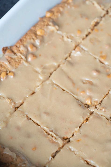 Trisha Yearwood’s Butterscotch Bars | 12 Tomatoes Trisha Yearwood Butterscotch Bars, Butterscotch Brownies Recipe, Butterscotch Bars Recipe, Easy Squares, Bar Cookie Recipes, Baked Bean Casserole, Butterscotch Recipes, Butterscotch Bars, Butterscotch Blondies