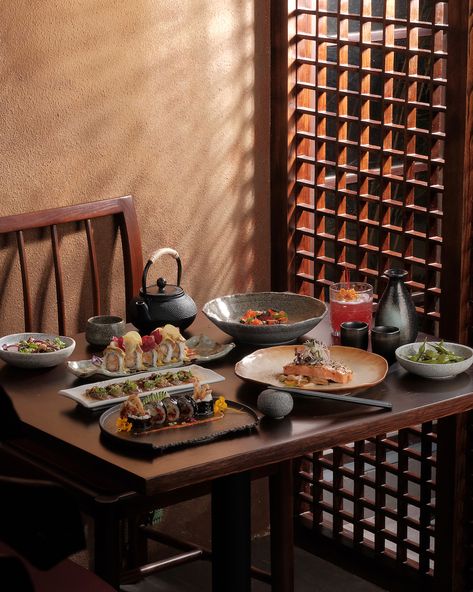 Where to eat authentic Nikkei cuisine in Bali | epicure Magazine Set Menu Food, Japanese Food Magazine, Photography References, Peruvian Dishes, Chase Sapphire, Shochu, Sushi Set, Legian, Presentation Ideas