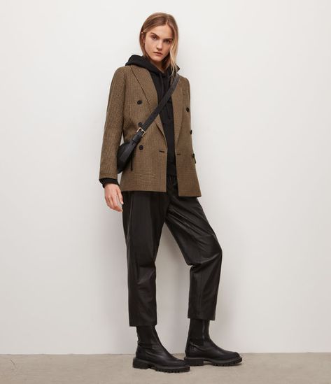 ALLSAINTS US: Womens Astrid Puppytooth Blazer (brown_black) Wool Blazer Outfit Women, Tweed Blazer Outfit Women, Tweed Blazer Outfit, Brown Jacket Outfit, Brown Blazer Outfit, Oversized Blazer Outfit, Brown Tweed Blazer, Sweat Noir, Jeans Patch