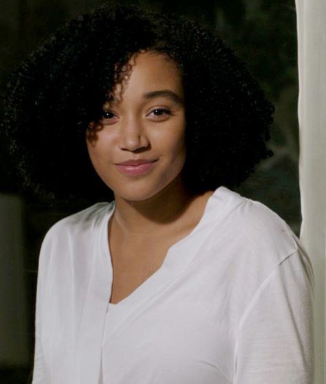 Amandla Stenberg Curly Hair, Amandla Stenberg Everything Everything, Amandla Stenberg Aesthetic, Amandala Stenberg, Amanda Stenberg, Curly Hair Celebrities, Marsai Martin, Amandla Stenberg, Soft Glam Makeup