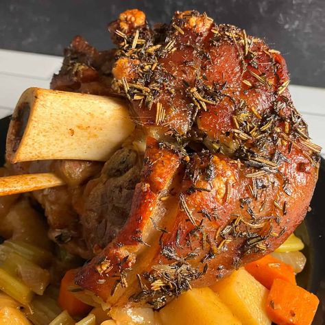 Ham Shanks Recipe, Smoked Ham Shank Recipes Crock Pot, Shank Half Ham Recipe, Ham Shank Recipes Slow Cooker, Ham Shank Recipes Ovens, Rosemary Ham Recipe, Smoked Ham Shank Recipes, Shank Portion Ham Recipes, Pork Shanks Recipe Slow Cooker