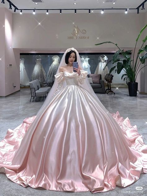 1800 Wedding Dress, Pink Poofy Dress, Wedding Dresses Pink, Different Wedding Dresses, Poofy Dress, Big Wedding Dresses, Pink Ball Gown, Ethereal Dress, Satin Wedding Gown