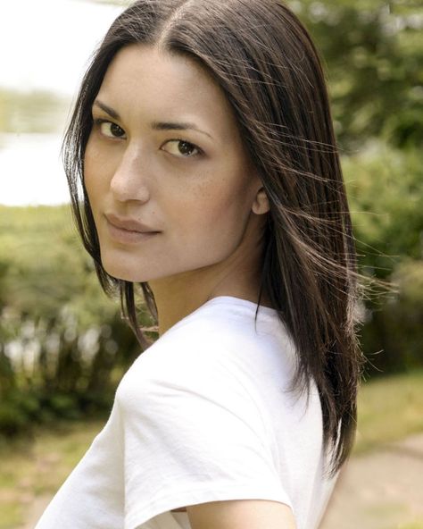 Julia Jones, Pocahontas, Native American, A Woman, Wattpad, Actors, Hair