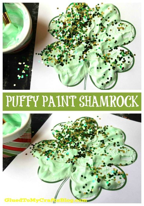 Sant Patrick, Shamrock Art, Shamrock Template, Shamrock Craft, Saint Patricks Day Art, March Crafts, St Patricks Crafts, St Patricks Day Crafts For Kids, March Activities