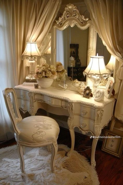 Room Inspo Antique, Vintage Beauty Room, Vintage Makeup Vanity Ideas, Romantic Victorian Aesthetic, Vintage Vanity Ideas, French Dressing Room, White Vintage Vanity, Vintage Princess Aesthetic Bedroom, 1920s Vanity