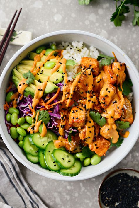 Crispy Salmon Bowls With Bang Bang Sauce, Crispy Bang Bang Salmon Bites Bowl, Salmon Yum Yum Bowl, Salmon Bites Rice Bowl, Salmon Bowl With Kimchi, Crispy Bang Bang Salmon Bowl, Honey Garlic Salmon Rice Bowl, Salmon Bowl Low Calorie, Salmon Burger Dinner Ideas