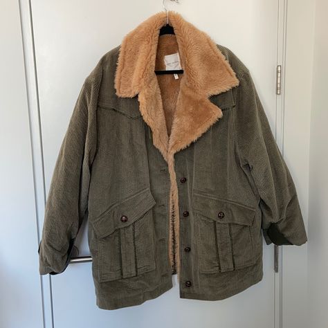 New And Never Worn Lucy And Yak Corduroy Jacket, Jackets For Short Women Winter Coats, Forest Green Coats, Green Corduroy Sweater, Plus Size Corduroy Jacket, Jd Heathers Trench Coat, Winter Coat Outfits Aesthetic, Target Coats, Winter Jackets Women Aesthetic