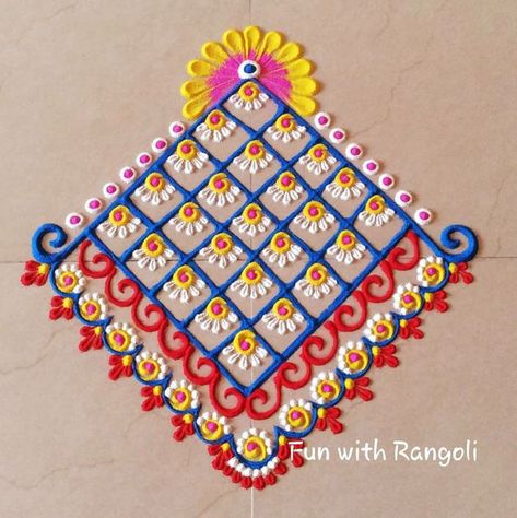 Diwali Rangoli Square, Square Rangoli Design Easy, Square Rangoli Design For Diwali, Rangoli Designs Square, Square Rangoli Design, Tulsi Puja, Square Rangoli, Bubble Wrap Art, Rangoli Designs For Competition