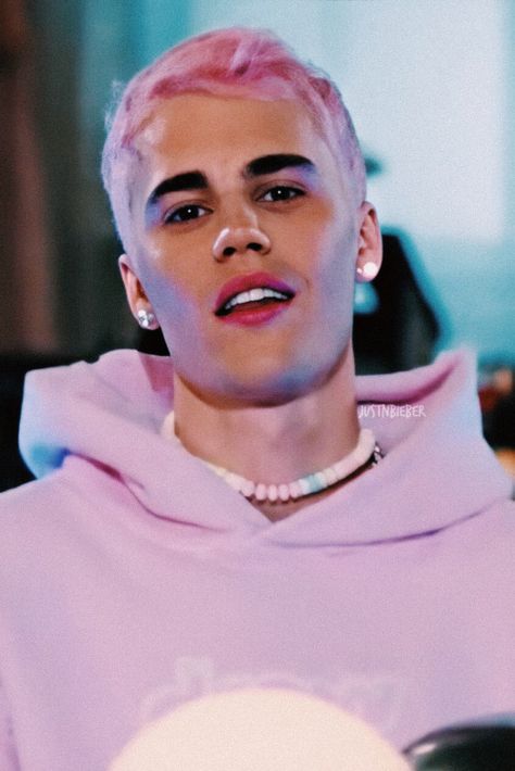 Justin Bieber • Yummy Justin Bieber Photoshoot, Justin Bieber Posters, Justin Bieber Style, Justin Bieber Wallpaper, Justin Hailey, Justin Bieber Photos, Justin Bieber Pictures, I Love Justin Bieber, Justin Beiber