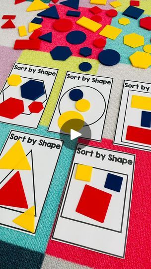 Fall Shapes Preschool, Size Sorting Activities For Preschool, Shape Sorting Activities, Prek Teacher, Sorting Mats, Shape Sort, Nursery Activities, Elementary Classroom Decor, Patrick Stump