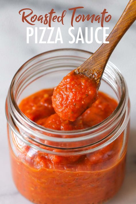 How to turn your abundance of ripe homegrown tomatoes into the most delicious, flavorful Roasted Tomato Pizza Sauce! #roastedtomatopizzasauce #pizzasauce #roastedtomatoes #pizza #homegrowntomatoes #healthyrecipes Roasted Tomato Spaghetti Sauce Homemade, Roasted Pizza Sauce, Tomato Pizza Sauce Recipe, Roasted Tomato Pizza Sauce, Excess Tomatoes, Tomato Sauce For Pizza, Roasted Tomato Pizza, Garden Dinners, Sauce For Pizza