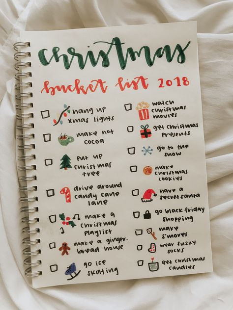 Christmas Wishlists On Paper, Christmas Routine List, Aesthetic Christmas Bucket List, Aesthetic Christmas Things To Do, Stuff To Do For Christmas, Crismistmas Ideas, Crismas Wish List Ideas, Christmas List Journal Ideas, Christmas List Aesthetic Notes