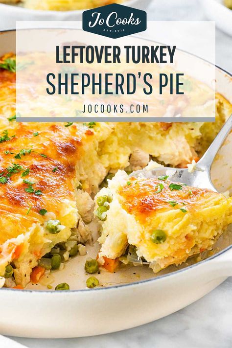 Turkey Shepards Pie, Sheppards Pie Recipe, Turkey Shepherds Pie Recipe, Turkey And Mashed Potatoes, Turkey Shepherd's Pie, Turkey Casserole Recipes Leftover, Turkey Shepherds Pie, Shepards Pie Recipe, Pot Pie Recipe Easy