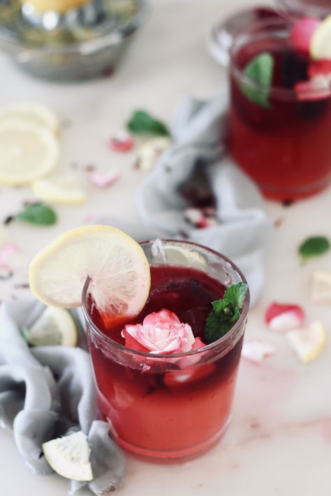 Rose water lemonade {with spherical hibiscus mint ice} – the potters table Roselle Juice, Coffee Bomb, Roselle Flower, Roselle Tea, Hibiscus Tea Benefits, Earl Grey Latte, Dried Hibiscus Flowers, Make A Website, Hibiscus Tea