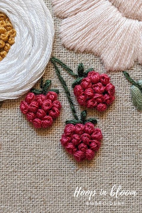 Berry Embroidery Pattern, Raspberry Embroidery Patterns, Embroidery Red Flower, Bramble Embroidery, Embroidered Raspberries, Embroider Strawberry, Embroidery Raspberry, Blackberry Embroidery, Embroidery Berries