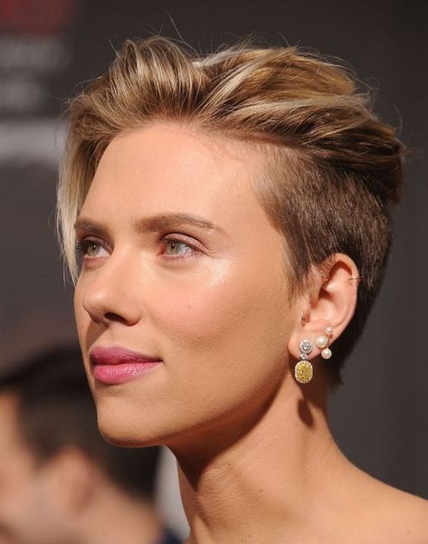 cool Top 25 Strikingly Cool Scarlett Johansson Short Hair -- Star Mind Blowing Hairstyles Check more at http://newaylook.com/best-scarlett-johansson-short-hair/ Short Hairstyles Fine, Really Short Hair, Oval Face Hairstyles, Short Hairstyles For Thick Hair, Short Hair Styles For Round Faces, Penteado Cabelo Curto, 짧은 머리, Hairstyles For Round Faces, Short Hair Styles Pixie