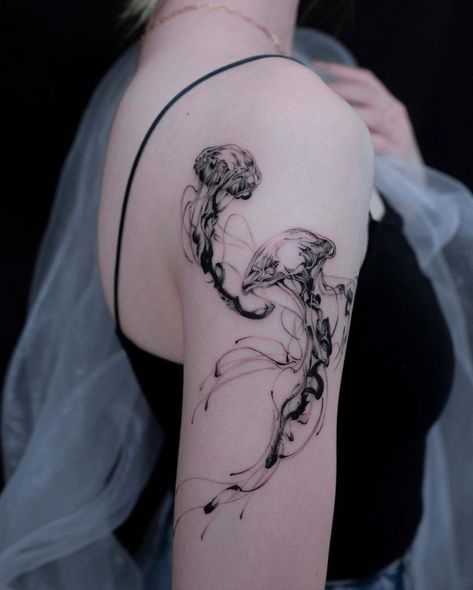 16 Tattoo, Waist Tattoos, Jellyfish Tattoo, Gothic Tattoo, Cute Tiny Tattoos, Discreet Tattoos, Dark Tattoo, Elegant Tattoos, 문신 디자인