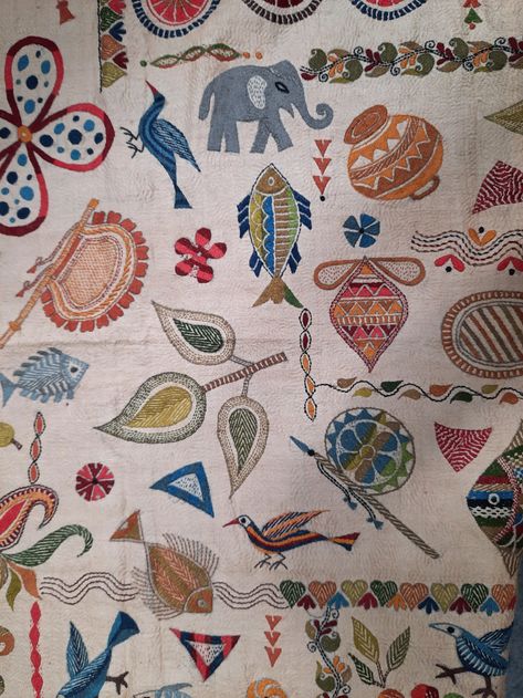 Kantha Motifs, Kantha Embroidery Designs, Nokshi Katha Design, Nokshi Katha, Kantha Work Sarees, Katha Work, Kantha Fabric, Kantha Embroidery, Textile Prints Design