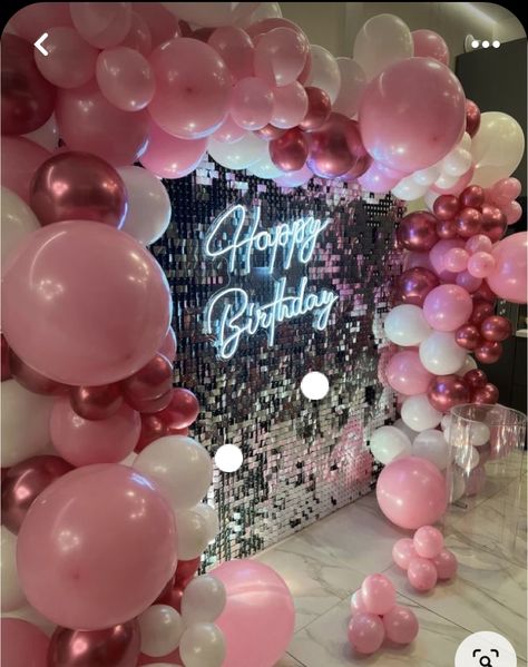 Gold And Pink Birthday Party, Gold And Pink Birthday, 17 Doğum Günü, Pink Birthday Theme, Pink Birthday Party Decorations, Birthday Party Decoration Ideas, 17. Geburtstag, Pink Birthday Decorations, 14th Birthday Party Ideas