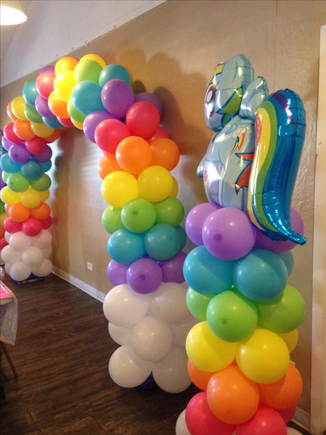 Rainbow Glitter Birthday Party, Rainbow Dash Birthday Party Decoration, My Little Pony Themed Birthday Party, My Little Pony Centerpiece Ideas, My Little Pony Birthday Party Ideas, My Little Pony Birthday Party Decorations, My Little Pony Party Ideas, Rainbow Dash Birthday Party, Rainbow Dash Birthday