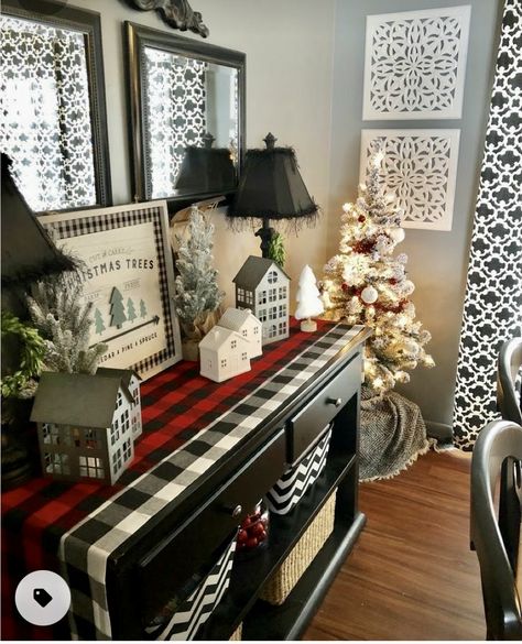 Christmas Black And White Plaid, Black And White Check Christmas Decor, Decorating Sofa Table For Christmas, Buffalo Plaid Living Room Christmas, Christmas Decor For Sofa Table, Black And White Plaid Christmas Decor, Black And White Buffalo Plaid Christmas, Christmas Decor Entry Table, Sofa Table Christmas Decor