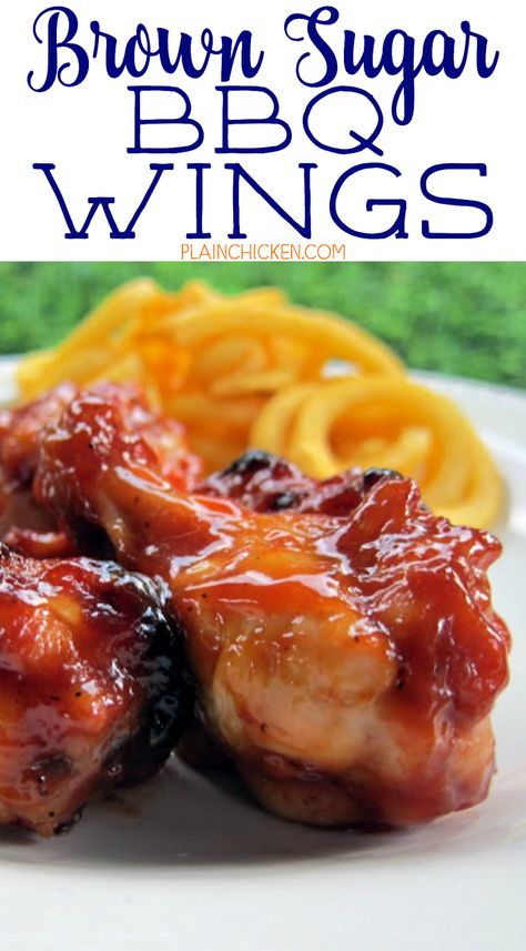 Brown Sugar BBQ Wings - chicken wings tossed in a quick homemade BBQ sauce and baked. Chicken drumettes, ketchup, brown sugar, worcestershire, mustard and cider vinegar. Can make sauce ahead of time. These things are SO good! Great for tailgates and parties. There are never any leftovers! Wing Flavors, Chicken Drumettes, Appetizers Chicken, Chicken Wing Sauce Recipes, Wing Sauces, Apartment Recipes, Bbq Chicken Wings Recipe, Cola Chicken, Wings Chicken