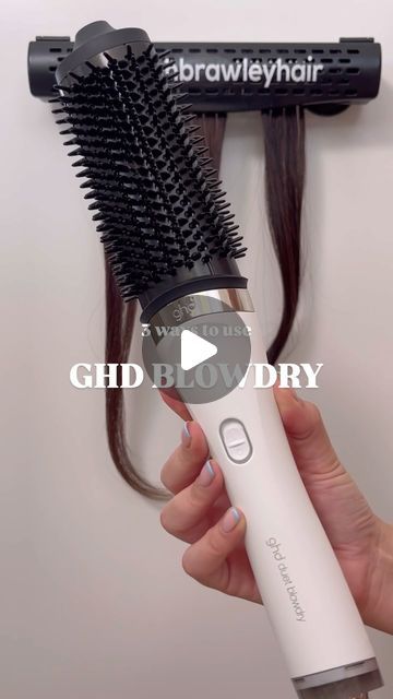 Blow Dryer Brush Tutorial, Blow Dry Tutorial, Blow Drier, Futuristic Hair, Greek Hair, Pro Hair, Blow Dry Brush, Hair Dryer Brush, Bohemian Hairstyles