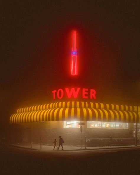 Dense Fog Shrouds San Francisco’s Streets in a Spectral Haze in Joshua Singh’s Photos | Colossal San Francisco Street, San Francisco Streets, Store Signage, Dense Fog, Colossal Art, Modern Crafts, Visual Culture, Before Sunset, Street Photographers