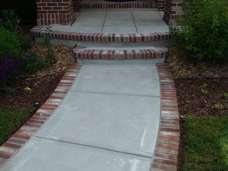 Brick And Concrete Front Porch, Front Garden Steps, Cement Walkway, Sidewalk Ideas, Stamped Concrete Walkway, Brick Sidewalk, Brick Border, Brick Porch, Front Porch Steps