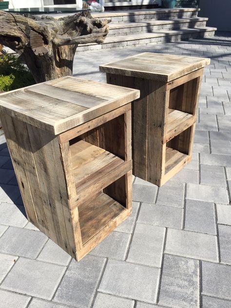 Pallet Night Stands, Wooden Side Tables, Diy Wood Pallet Projects, Pallet Furniture Designs, Wood Table Diy, Woodworking Business, Barn Wood Projects, Wooden Pallet Furniture, Business From Home