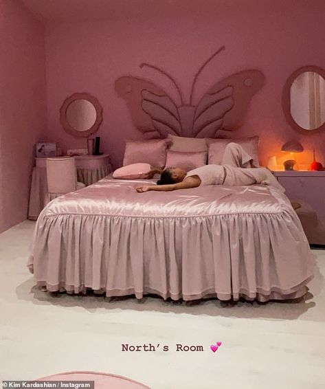 Kim Kardashian shows off daughter North's pink butterfly-themed room on social media | Daily Mail Online Butterfly Room Decor, Kim House, Jenner Kids, Butterfly Room, Earthship Home, Hidden Hills, Themed Room, Daughters Room, Kim K