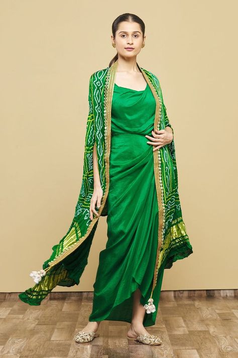 Cape Dress Indian, Midi Green Dress, Silk Drape Dress, Organza Embroidery, Bandhani Dress, Cowl Dress, Traditional Indian Outfits, Designer Outfits, Designer Party Wear Dresses