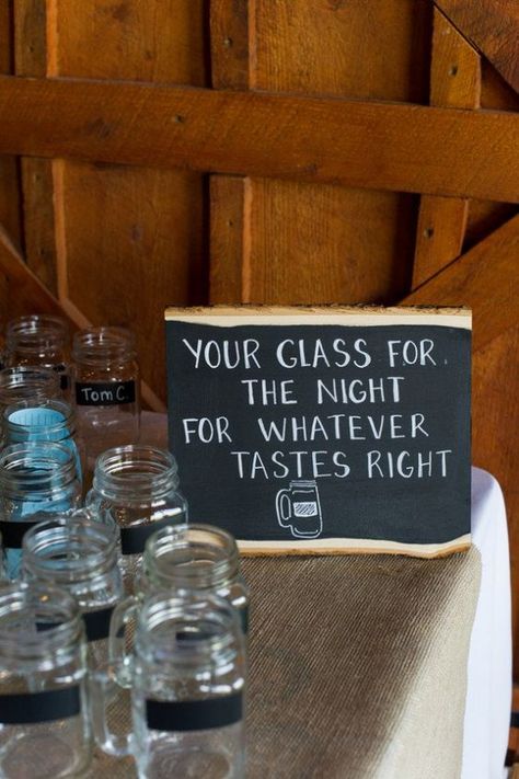 Wedding Souvenirs Diy, Rustic Wedding Signs, Chalkboard Sign, Mom Wedding, Wedding Drink, Wedding Souvenirs, Rustic Chic Wedding, Wedding Food, Trendy Wedding