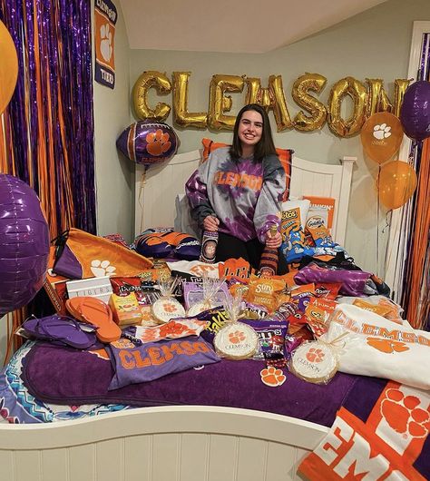 College Decision Bed Decorating, College Bed Decorating Party, Bed Decorating College Acceptance, Clemson Bed Party, Clemson University Dorm, University Pictures, College Acceptance Bed, Clemson University Aesthetic, Clemson South Carolina