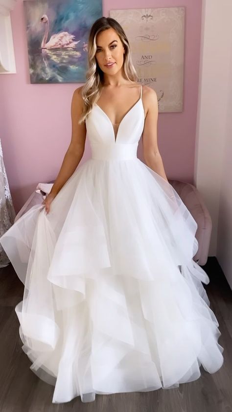 Tiered Tulle Wedding Dress, Deb Dress, Layered Wedding Dresses, Tiered Wedding Dress, Boho Bridal Dress, Tulle Wedding Dresses, Wedding Dresses A, Simple Wedding Gowns, Wedding Dresses A Line