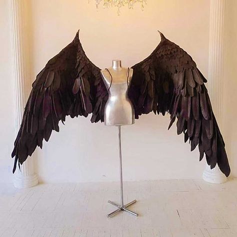 Wings Ideas, Maleficent Wings, Shirt Customization, Maleficent Cosplay, Maleficent Dragon, Cosplay Wings, Creative Fabric, Recycled Outfits, Cute Animal Quotes