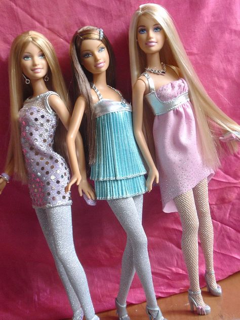 Fashion Fever Summer , Teresa , Barbie Teresa Barbie, Different Body Sizes, Summer Barbie, Barbie And Her Sisters, Barbie 2000, Barbie Summer, Sewing Barbie Clothes, Diy Barbie Clothes, Barbie Mode