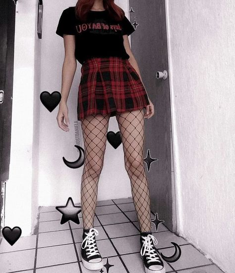 Look Grunge, Mode Emo, E Girl Outfits, Mode Kawaii, Goth Gf, Mode Grunge, Business Casual Outfits For Women, Hipster Outfits, Grunge Look