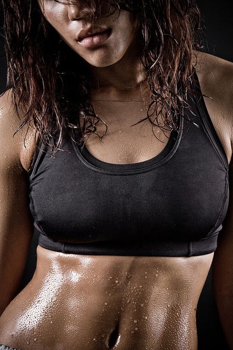 Is It Normal to Sweat So Much? Heavy Sweating, Girl Sweat, Body Sweat, Sweat Workout, Breathable Clothes, Sweaty Workouts, Excessive Sweating, Fit Chicks, Cooling System