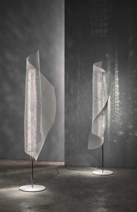 a emotional light | Clara Floor Light Sculpture Installation, Mesh Lighting, Co Creation, Types Of Steel, Stainless Steel Lighting, Lighting Concepts, Lamp Cord, Contemporary Furniture Design, Floor Lamp Design