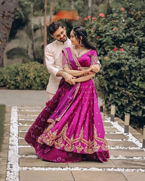 wedding reception photo poses | wedding reception photo ideas | wedding reception photo poses | Photoshoots poses | wedding photography poses for bride & groom Wedding Reception Poses, Photo Poses Wedding, Reception Poses, Reception Photoshoot, Photoshoot Poses Ideas, Bride Groom Photoshoot, Indian Reception, Indian Wedding Poses, Groom Photoshoot