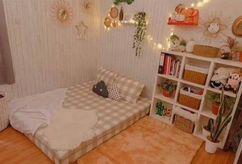 Beige Room, Small Space Bedroom, Polygon Art, Small Bedroom Decor, Paper Home, Small Apartment Decorating, Dream House Rooms, Aesthetic Rooms, Room Design Bedroom