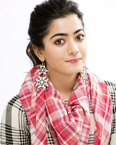 Heroines Photos, Stylish Actresses, Rashmika Mandanna, Jena, Image Hd, Desi Beauty, Stylish Girl, Actors, Pins