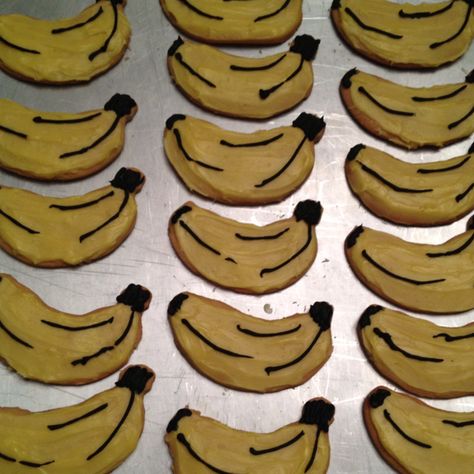 Can't have a monkey themed party without banana shaped cookies! Banana Birthday Party, Banana Birthday, Banana Party, Monkey Party, Shaped Cookies, Baby Boy Birthday, A Monkey, Friends Party, Sock Monkey