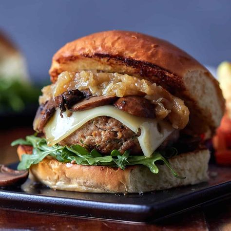 Turkey Patties, Onion Burger, Mushroom Burger, Turkey Burger Recipes, Turkey Cheese, Turkey Burger, Caramelized Onion, Andouille Sausage, Andouille